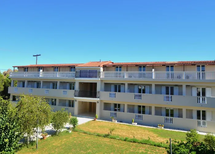 Hotel Tassia For Families & Couples - Apartments