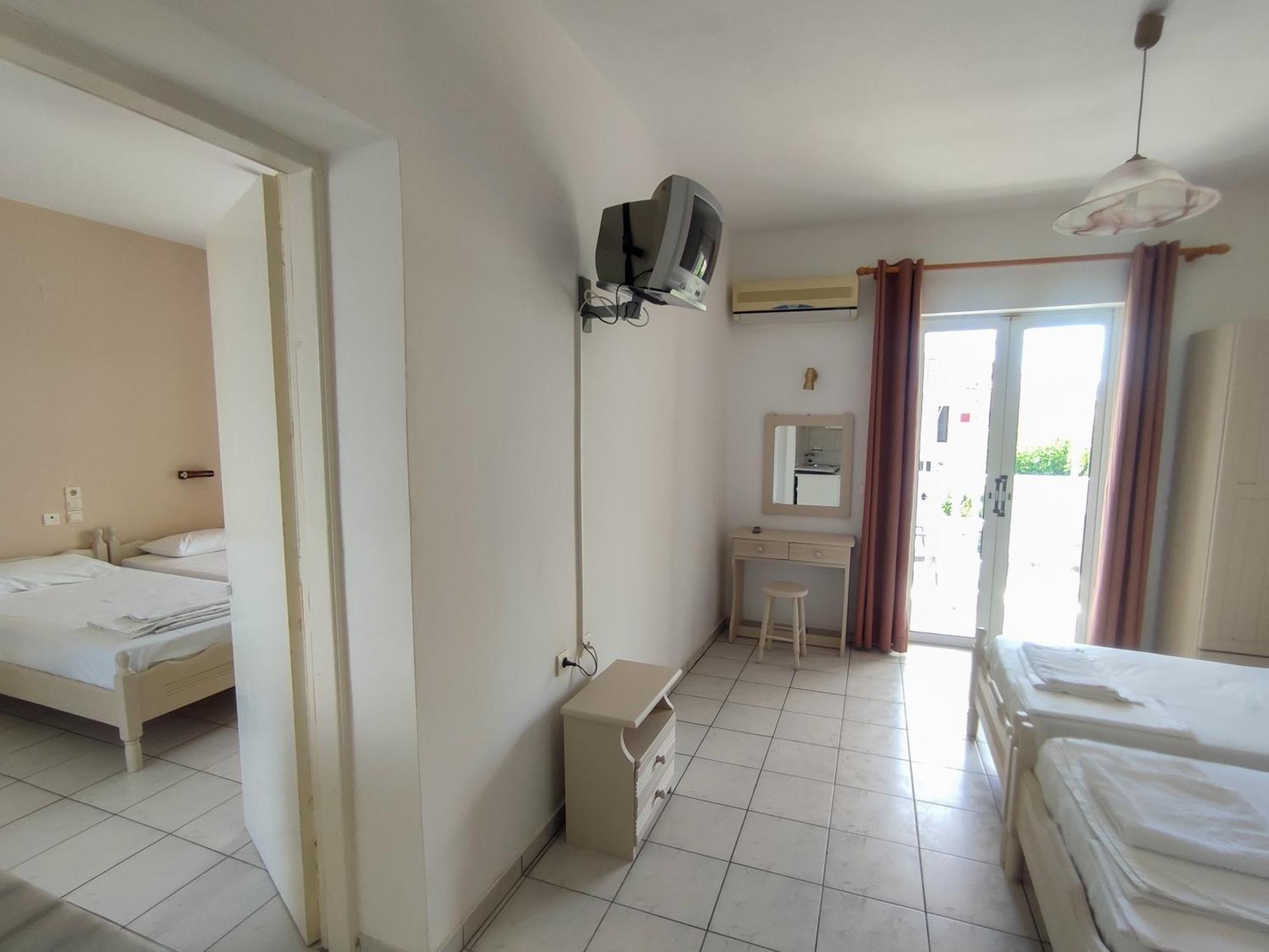 Apartment Tassia For Families & Couples -